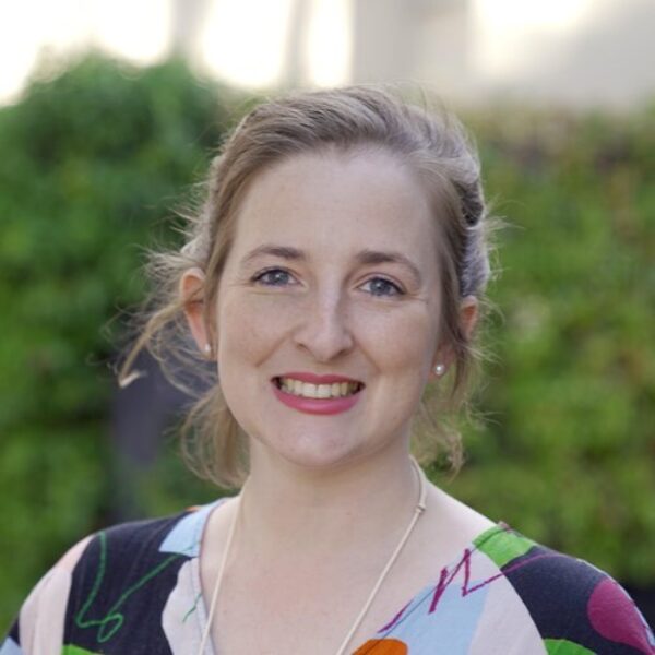 Dr. Elizabeth Holmes-Truscott