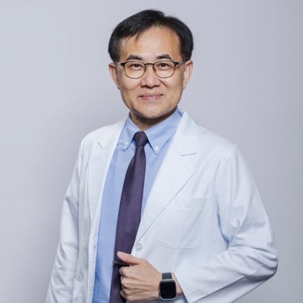 Dr. Samuel Chen